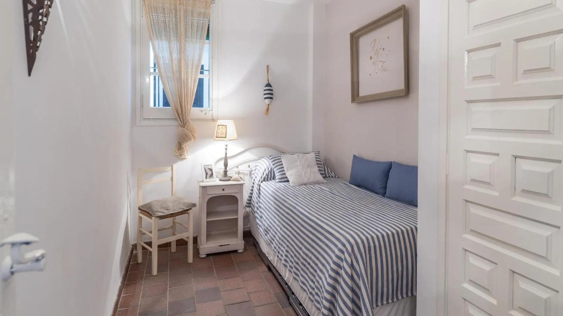 Spacious Apartment In L'Escala
